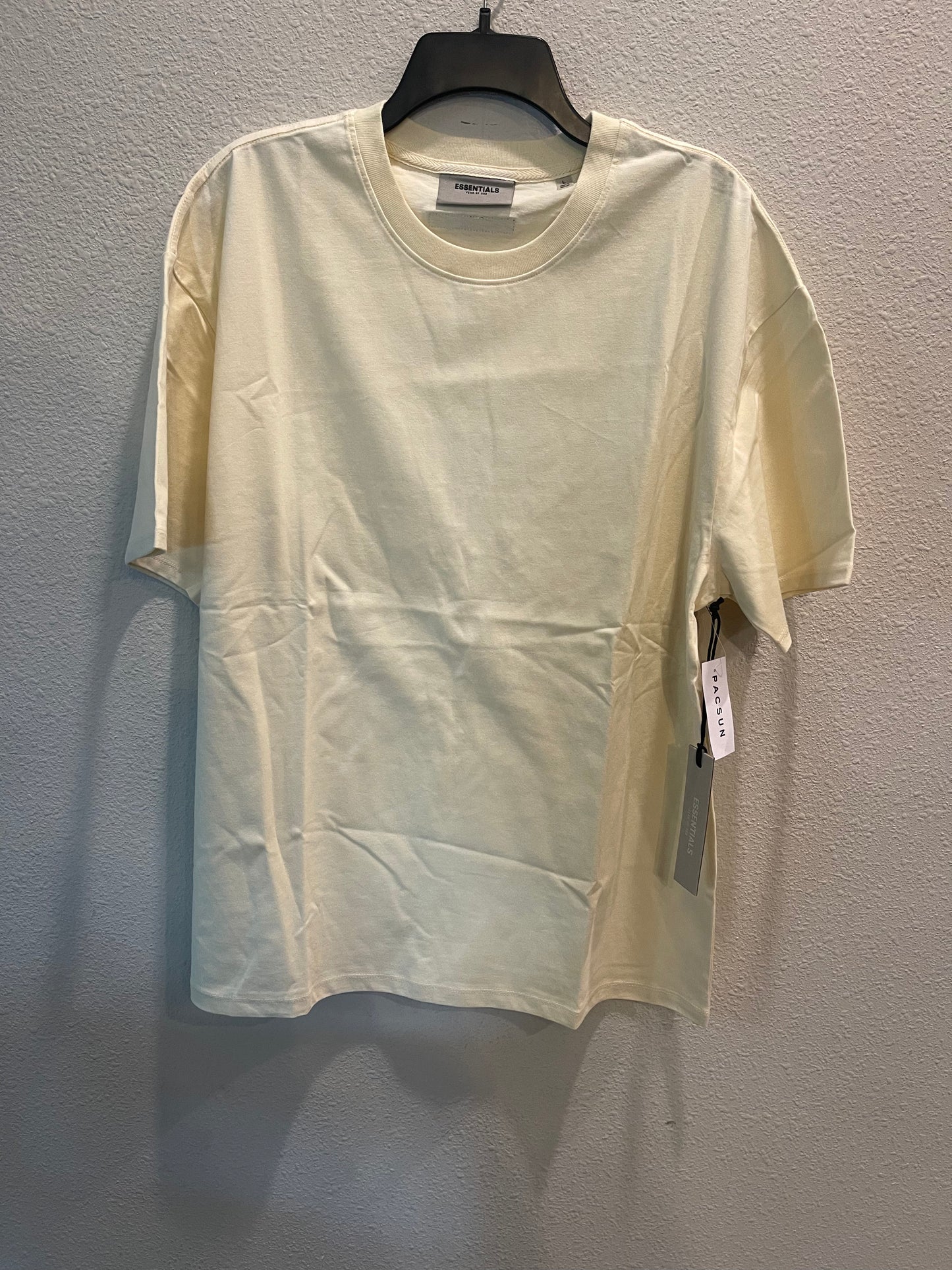 Essentials-fear of god tee